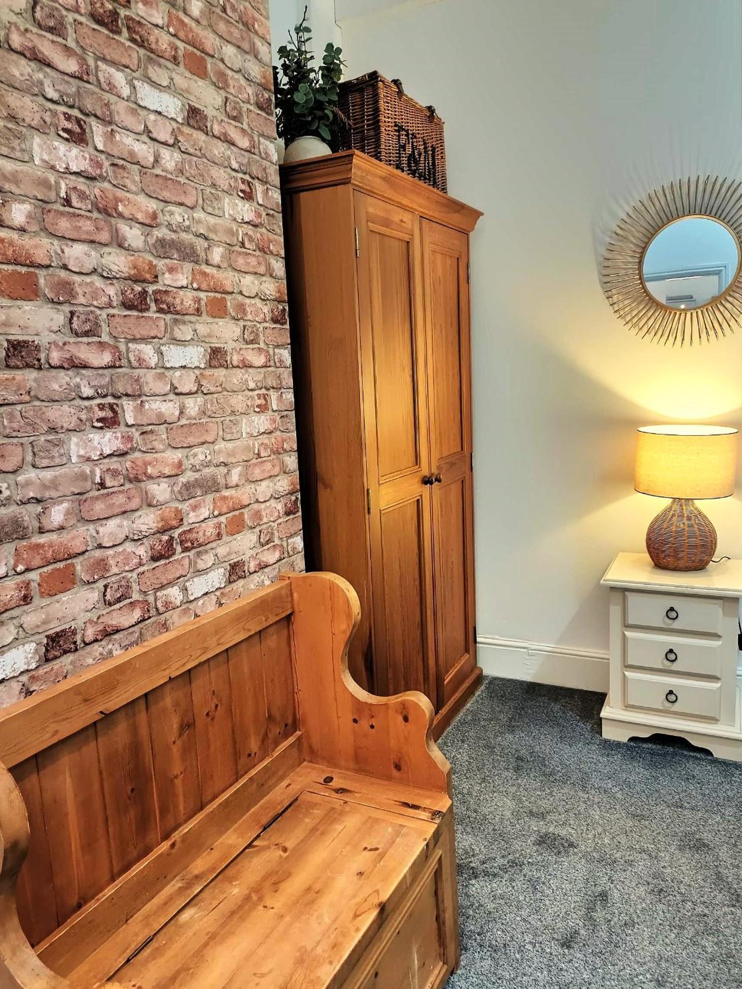 Whitchurch High Street Hideaway ภายนอก รูปภาพ